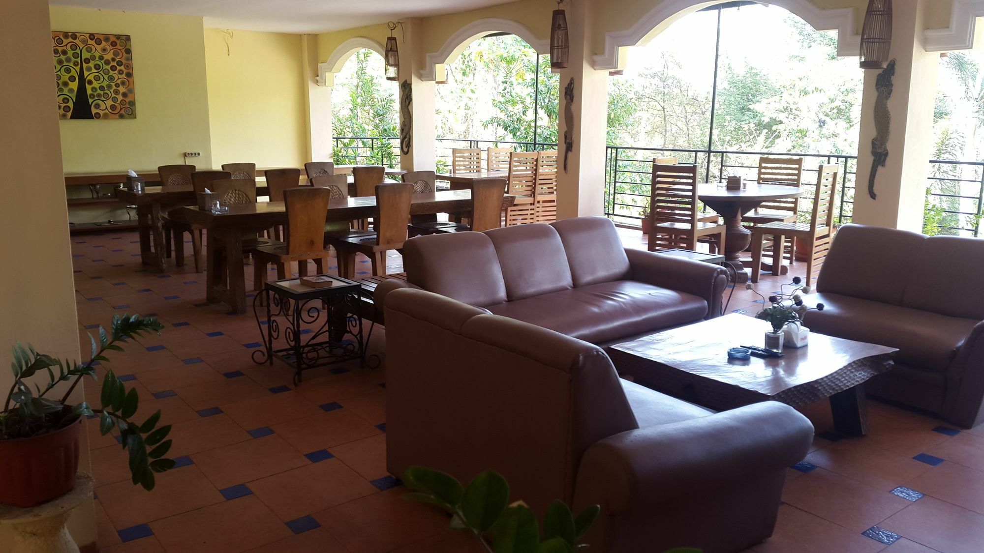 Centro Bajo Hotel & Resto Labuan Bajo Exteriör bild